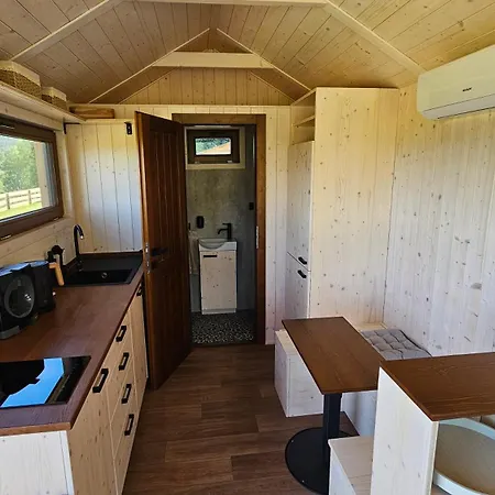 בקתה Glamping Sumava *