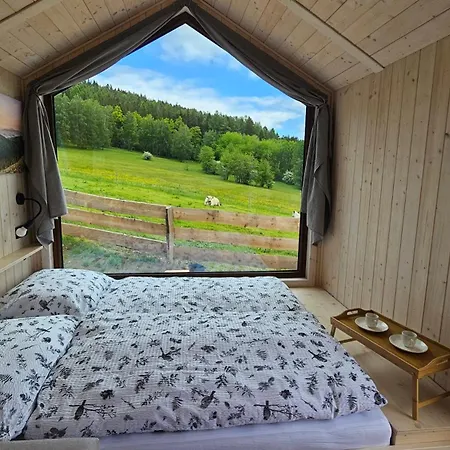 Glamping Sumava Chalet Hartmanice (Pilsen)